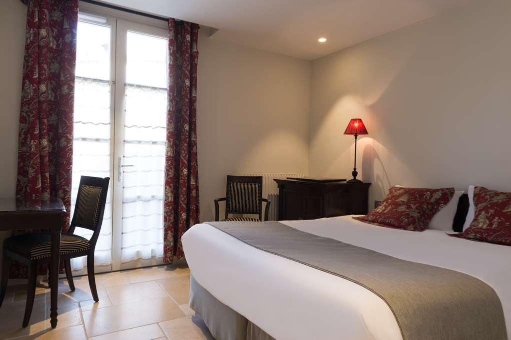Ogaux Vieux Remparts Otel Provins Oda fotoğraf