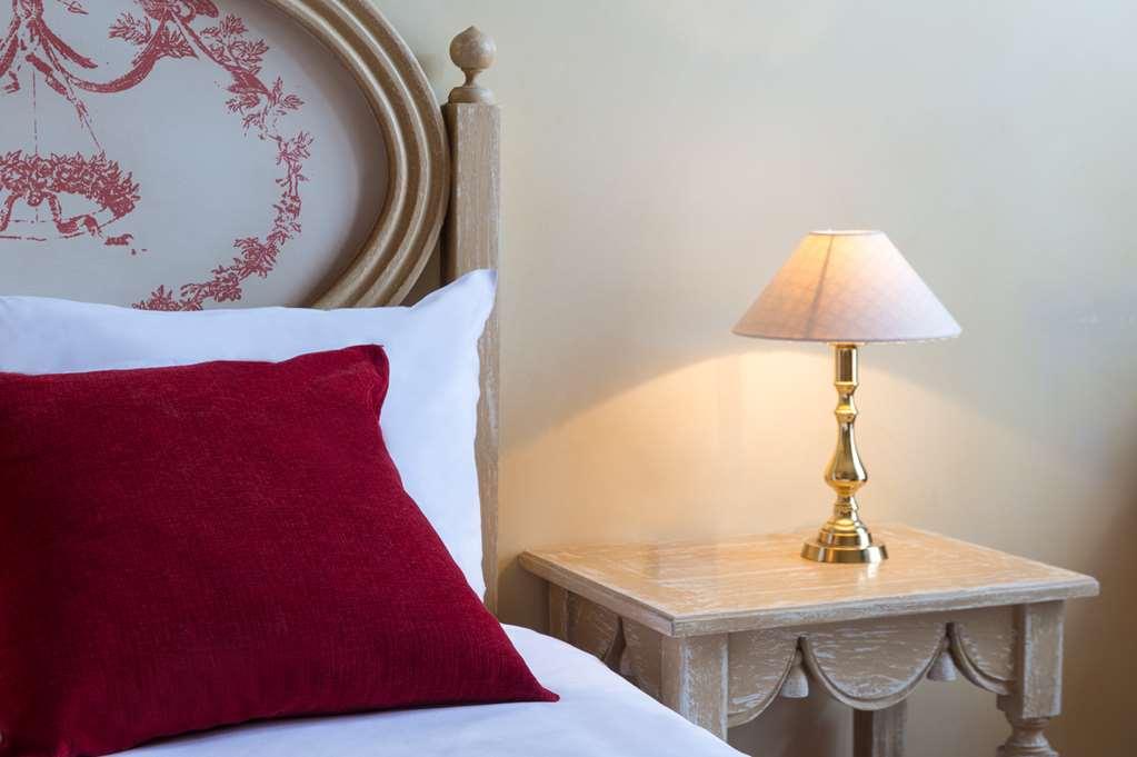 Ogaux Vieux Remparts Otel Provins Oda fotoğraf