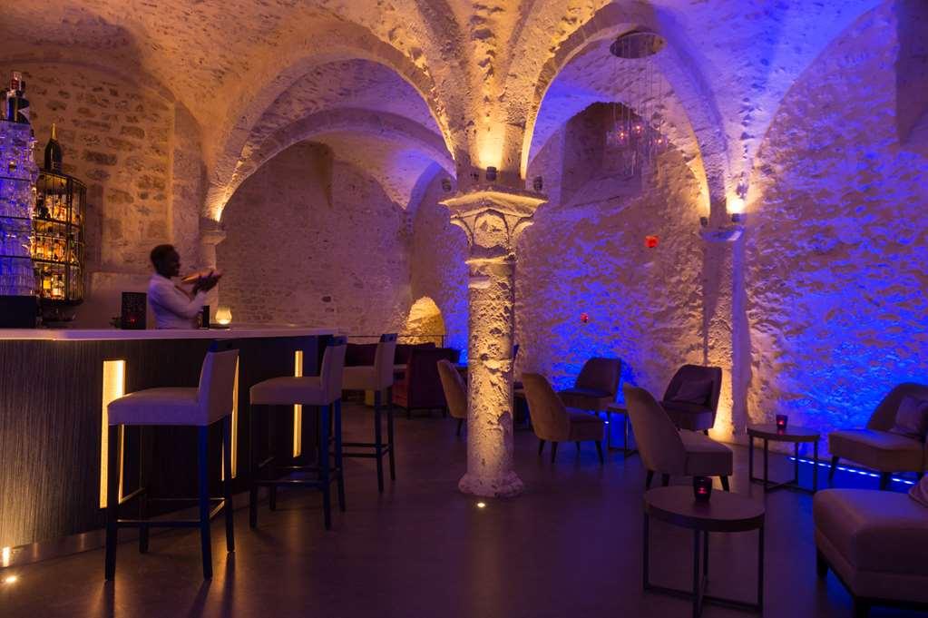 Ogaux Vieux Remparts Otel Provins Restoran fotoğraf