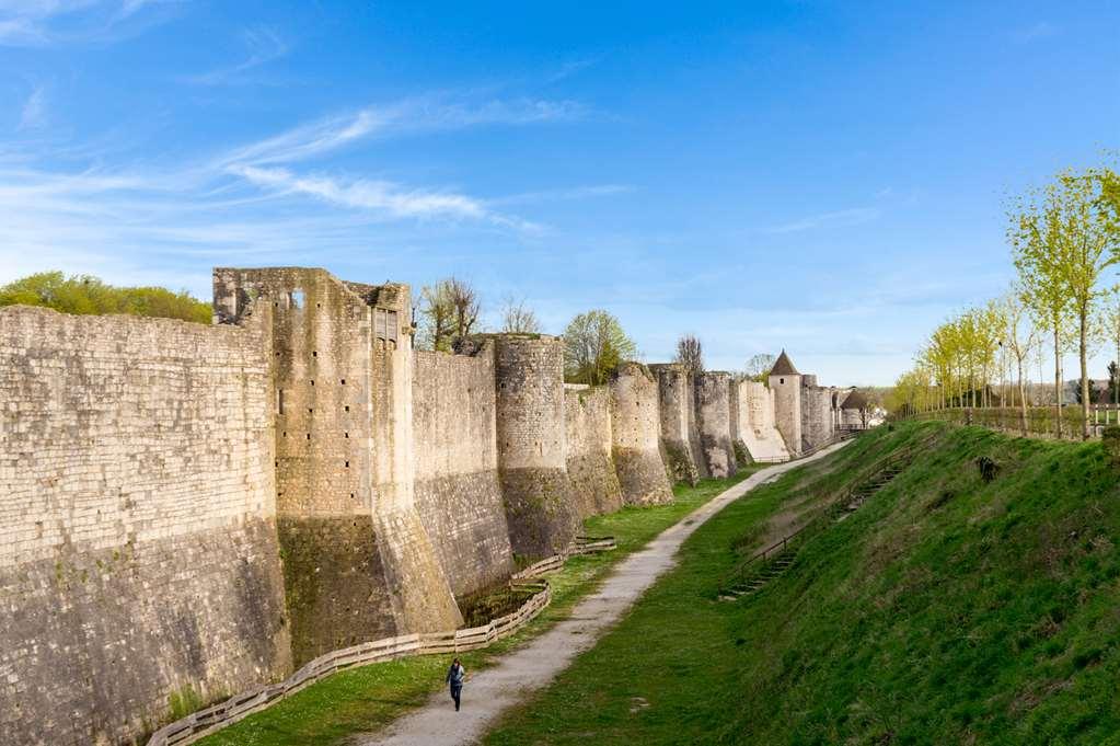 Ogaux Vieux Remparts Otel Provins Dış mekan fotoğraf